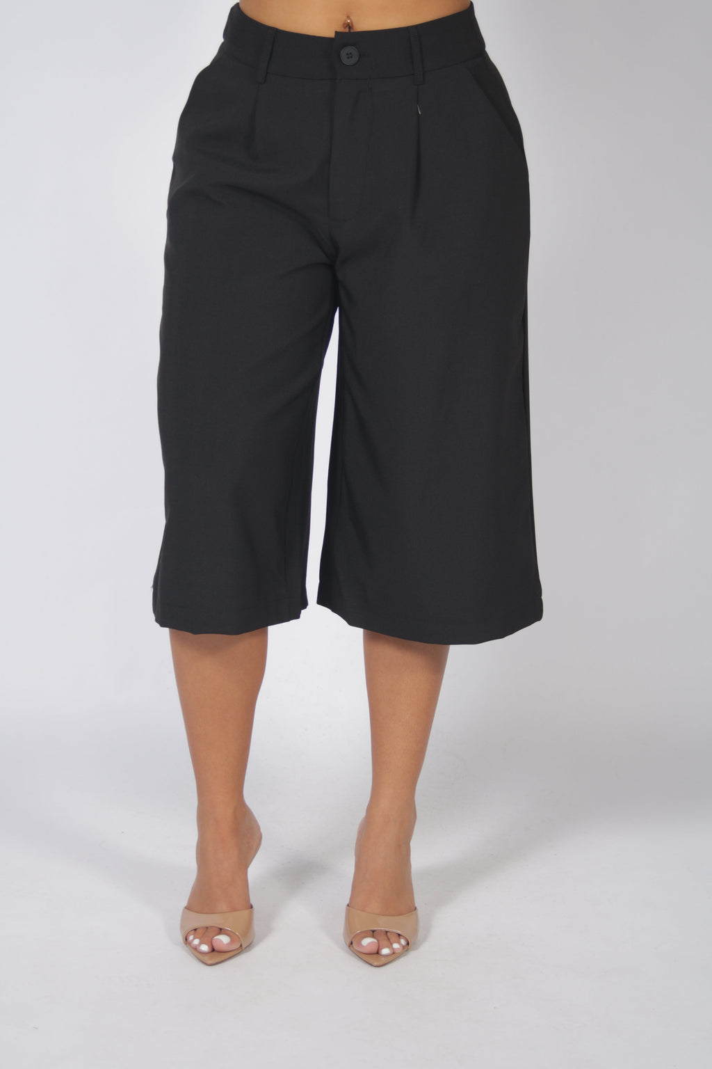 Bermuda Black