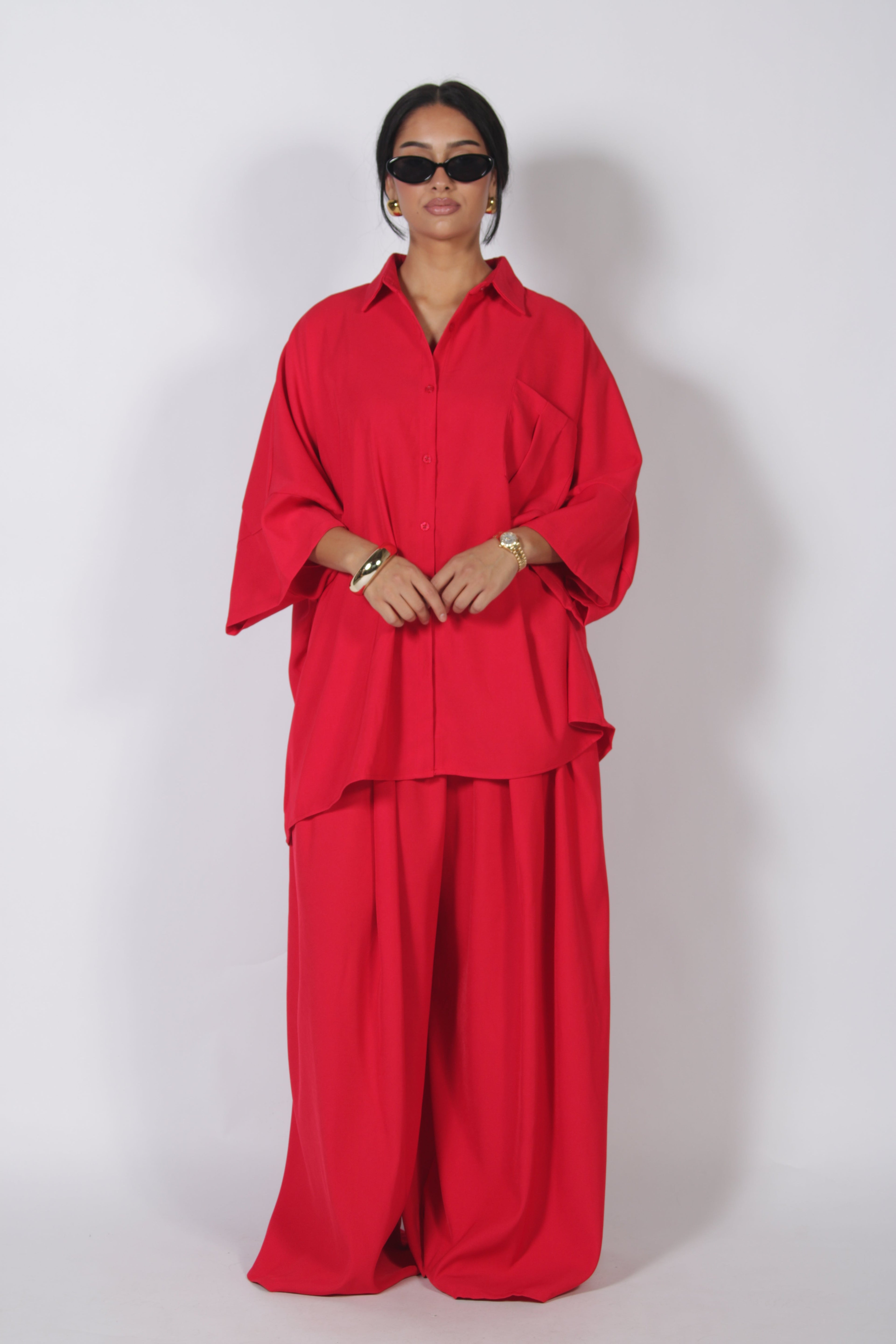 Nina set Red