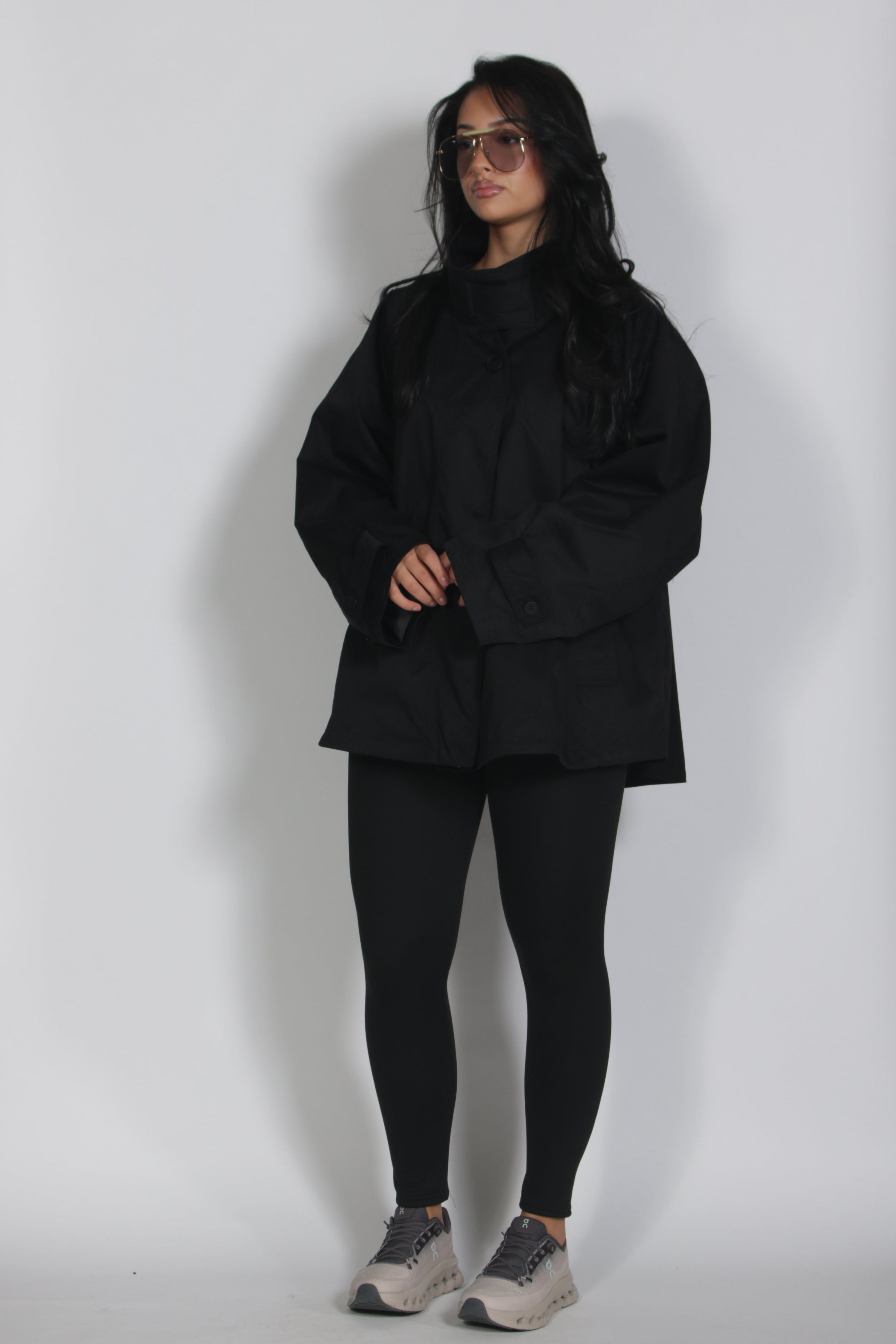 Short trench Black