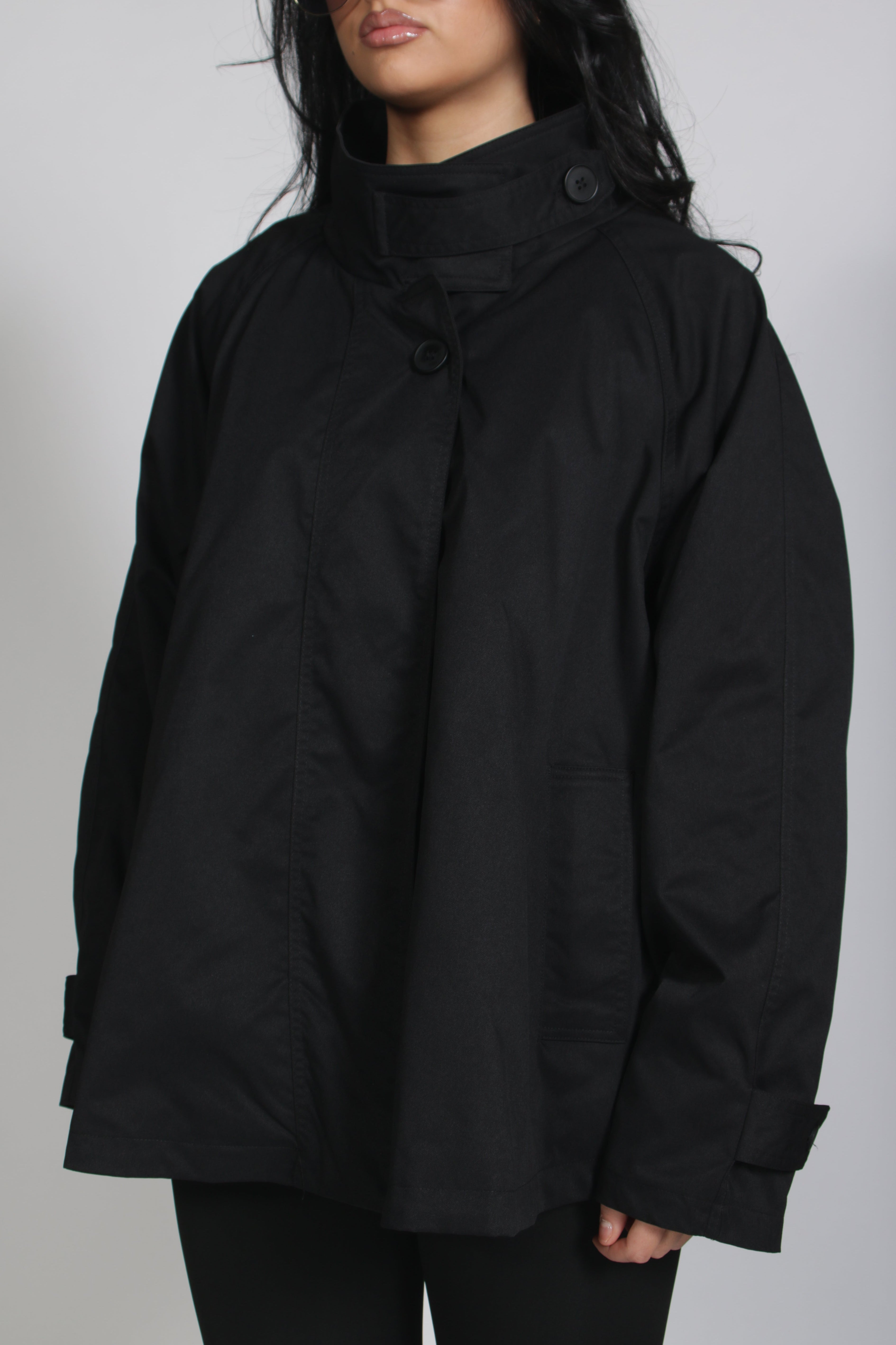 Short trench Black