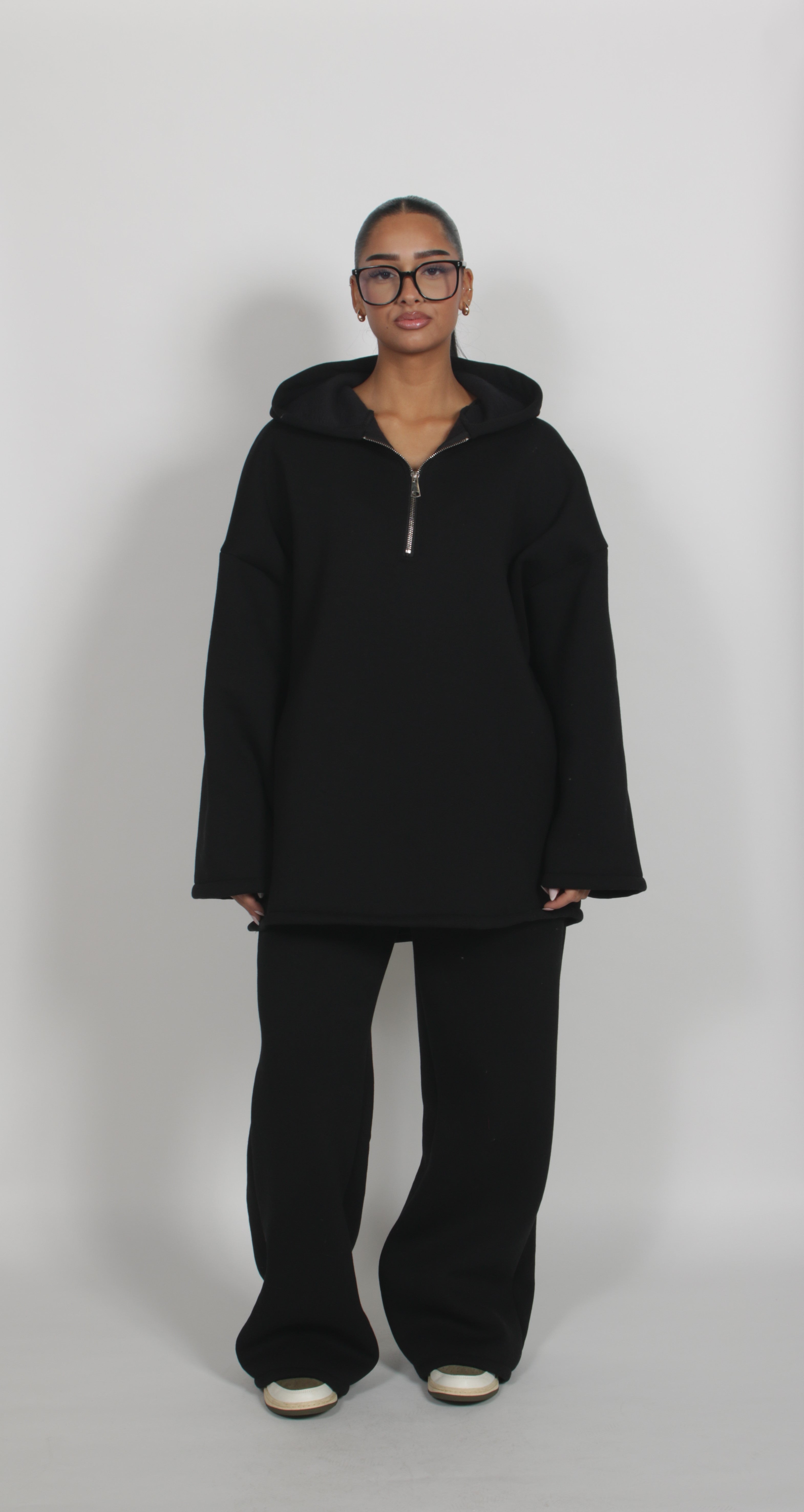 Soft set Black